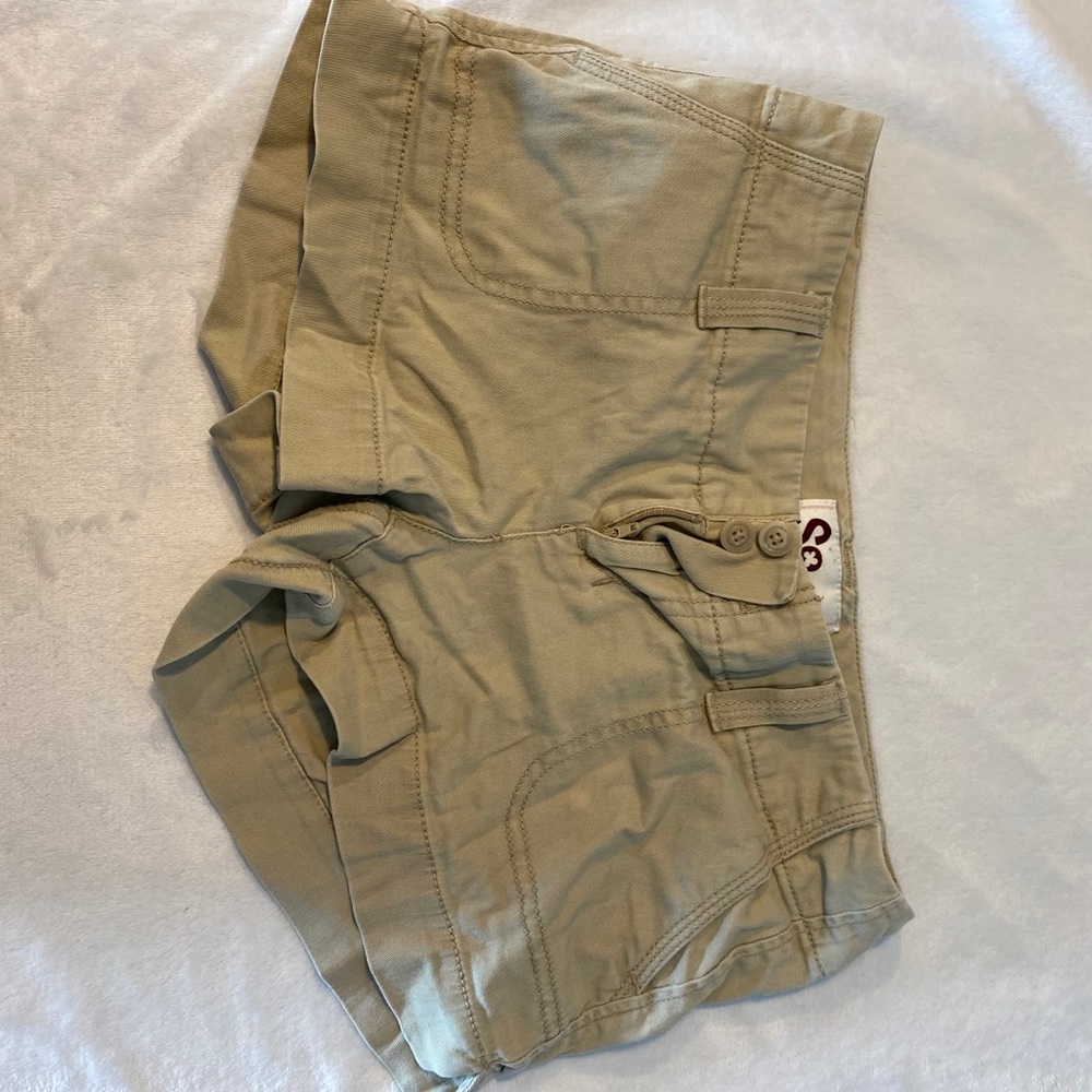 Khaki shorts